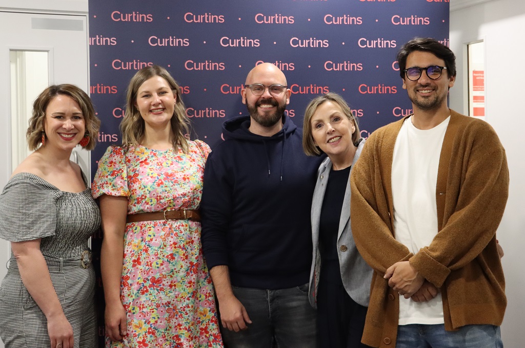 Curtins redesign team, p Curtins