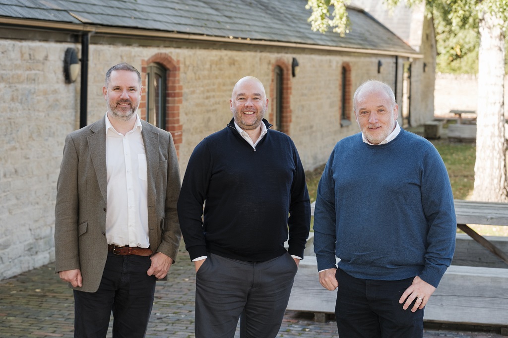 Mark Dewhurst, Lee Mellor, and Chris Dunne, Ridge and Partners, p Ridge and Partners