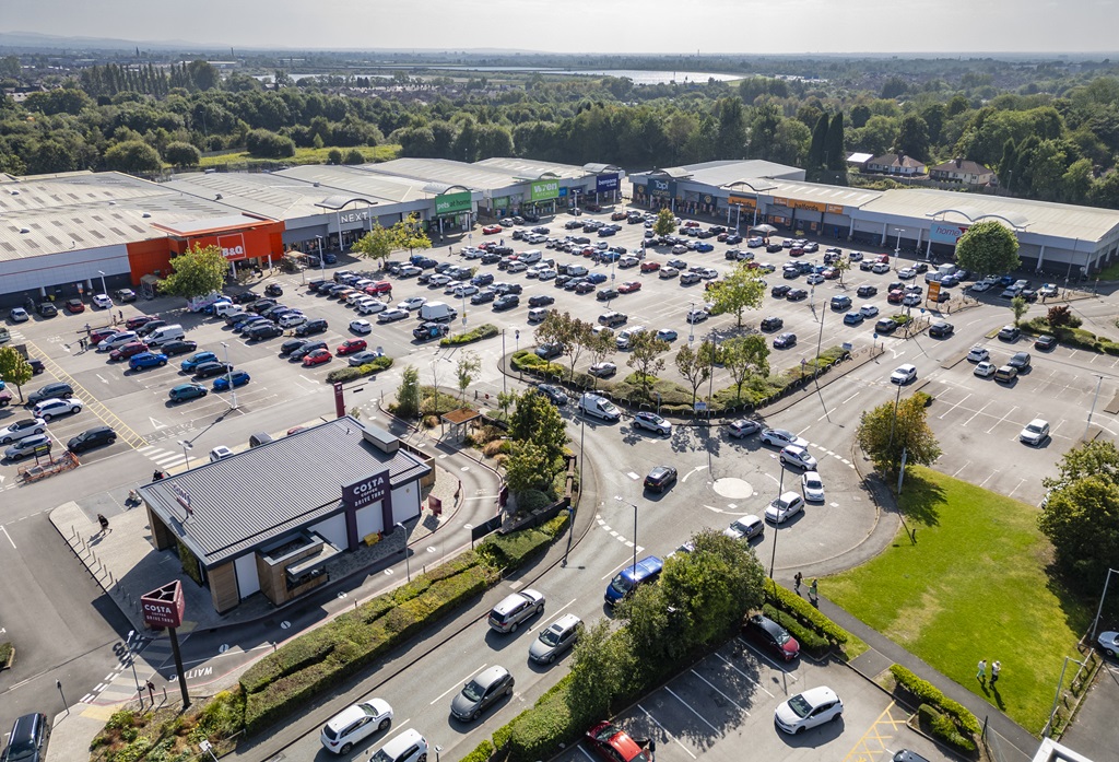 SNIPERETAILPARK Tameside p Savills