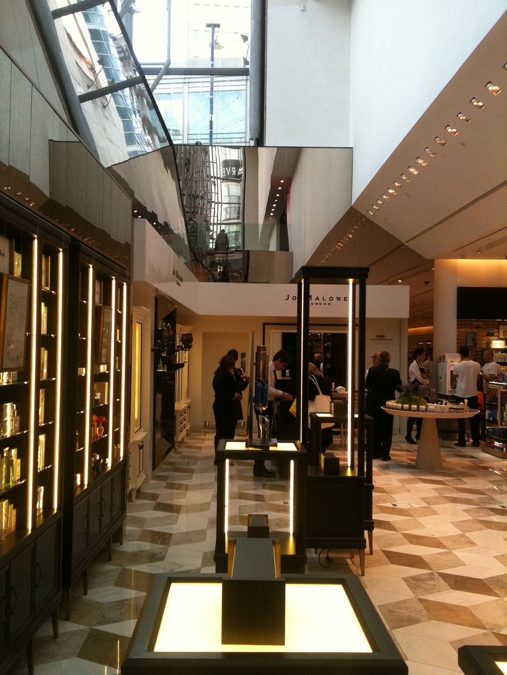 Louis Vuitton Selfridges Manchester This Better