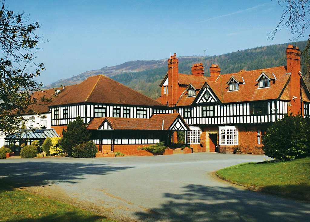 Final Llangollen group hotel sold - Place North West